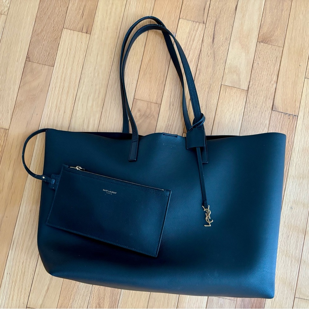 Saint Laurent Elegant Black Tote with Pouch